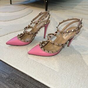 Valentino Barbie Pink Rockstud Caged T Strap Pumps Heels Sz 37.5